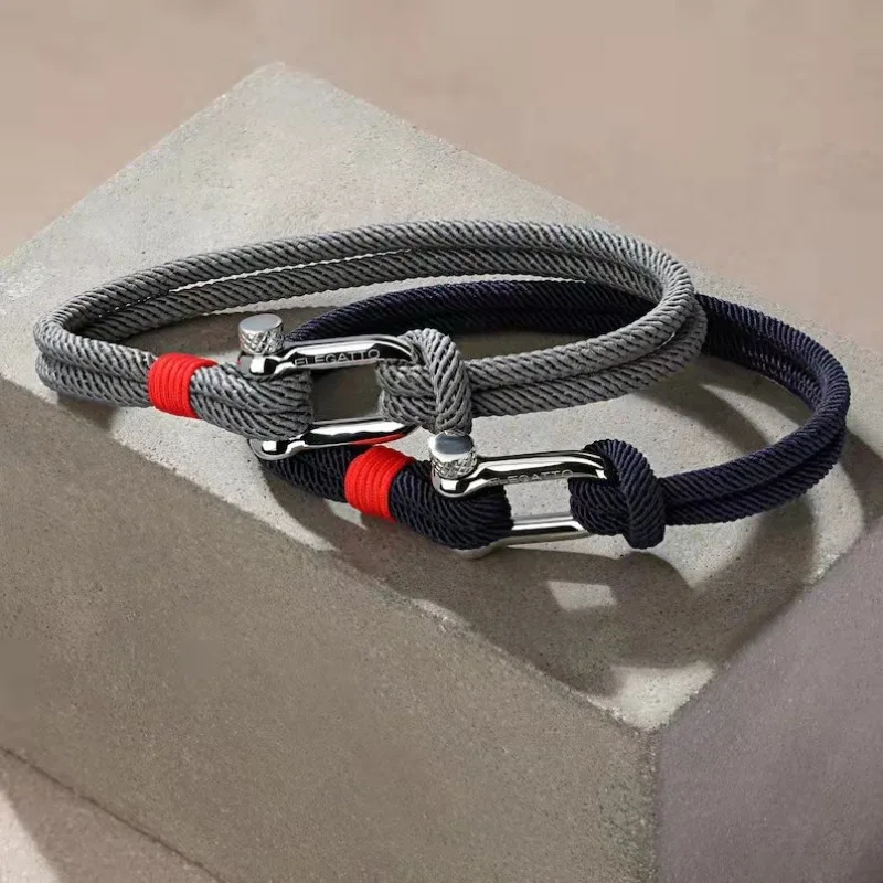 Outdoor Survival Bracelet with U Shape Shackle Rope