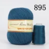 895