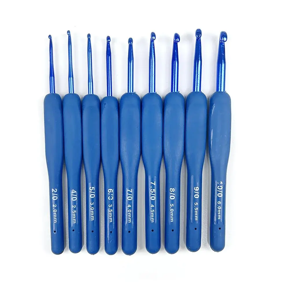 Silicone Handle Crochet Hooks 2–6 mm Set