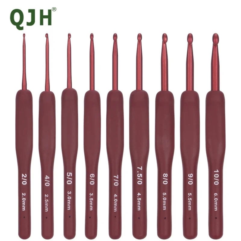 Ergonomic Crochet Hook Set 2–6 mm